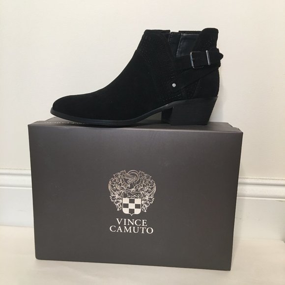 Vince Camuto Shoes - Vince Camuto Black Buckle Suede Booties Sz 8.5